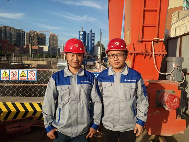 機電團隊2.jpg 機電團隊2.jpg