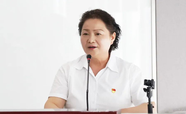 黨委副書記、副總裁趙紅雨作總結講話.jpg 黨委副書記、副總裁趙紅雨作總結講話.jpg